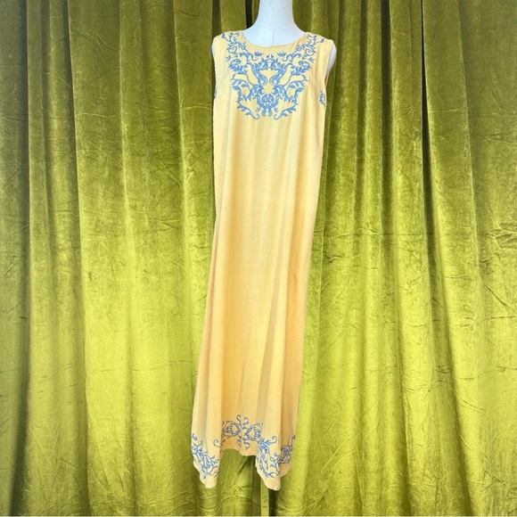 Vintage Yellow and Blue Embroidered Sleeveless Maxi Dress Size 1X - Picture 1 of 4